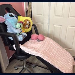 EYELASH/ TATTOO/ MASSAGE CHAIR AND BED