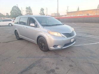2014 Toyota Sienna