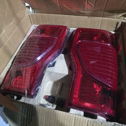 F 250 SUPER DUTY CREW CAB TAIL LIGHT