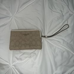 Coach Corner Zip Wristlet in Signature Canvas