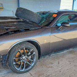 2022 Dodge Challenger R/T Scatpack 6.4L Rwd For Parts