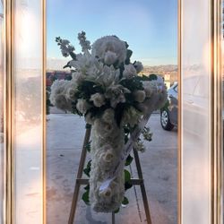 Flowers Arrangement For Funeral