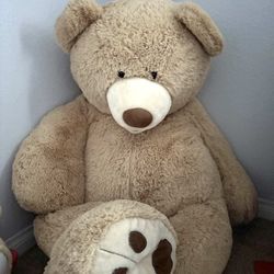 Giant Teddy Bear