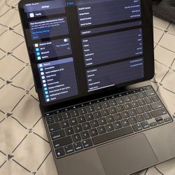 Ipad Pro 13" + Keyboard + Pen