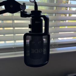 Rhode NT-USB Condensor mic. + Rhode mic. Arm