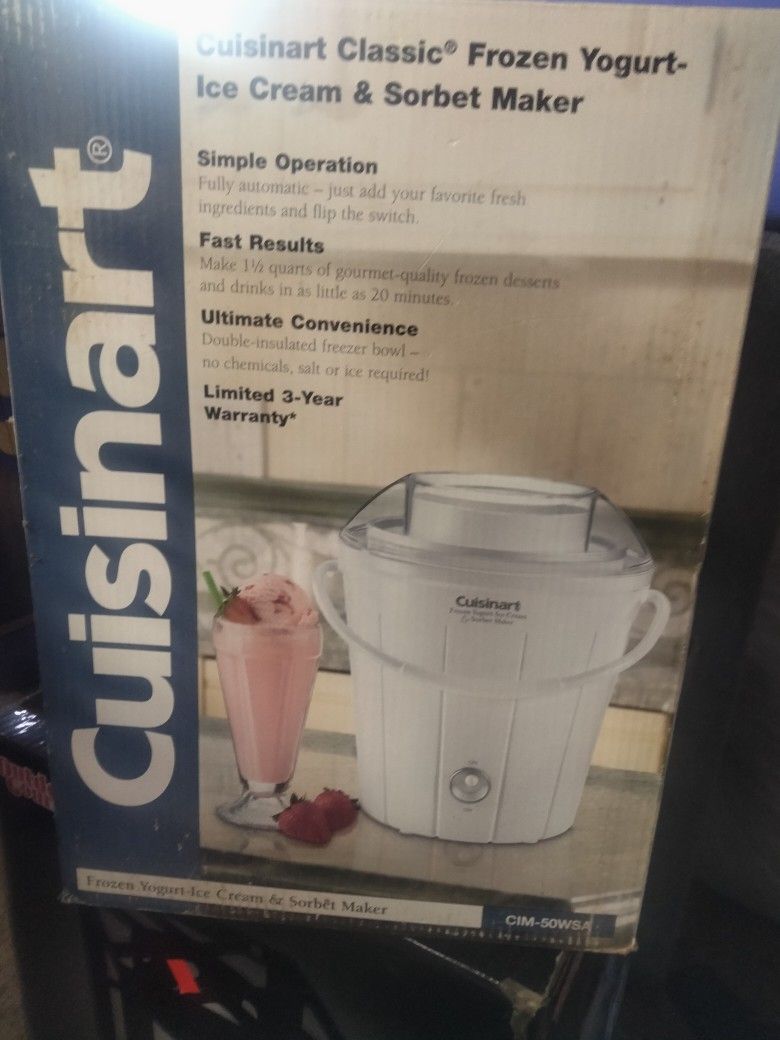 Cuisinart Frozen Yogurt And Ice Cream Maker.