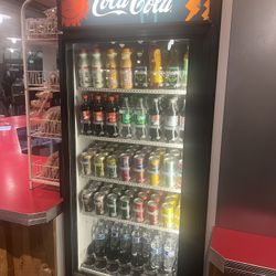 True Beverage Refrigerator Cooler