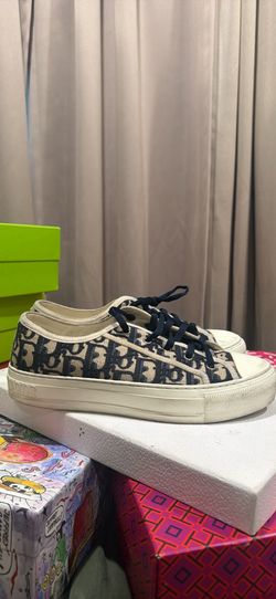 Dior sneakers walk n Dior