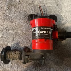 Johnson 100 Gph 12 Volt Livewell Pump 