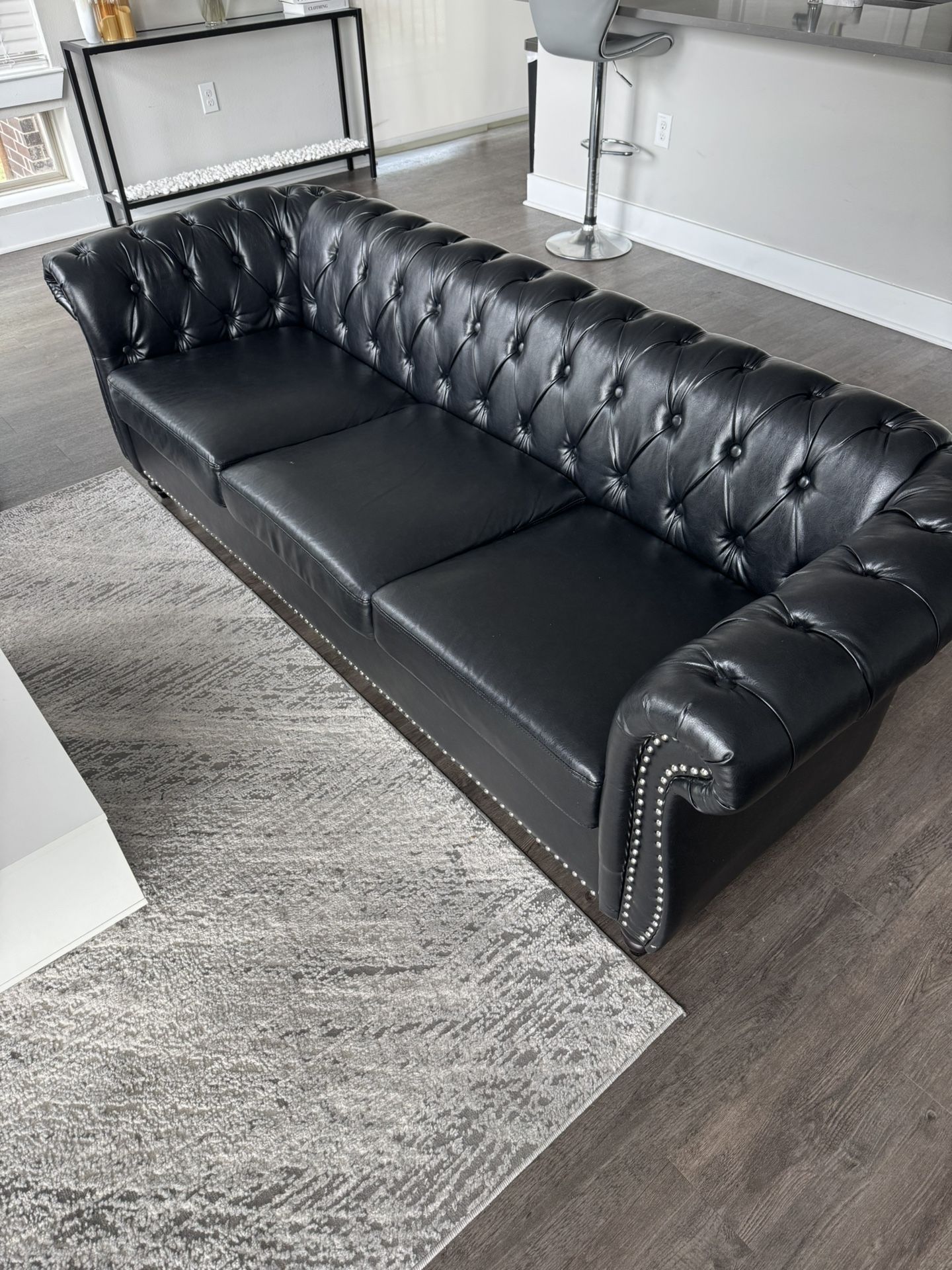 Black Chesterfield Sofa Set - 3- Seater + 1-Seater