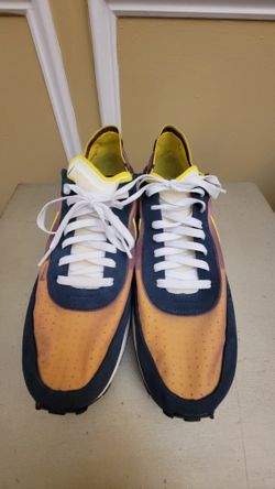 Nike Men "Waffle One SE" Beetroot Sneaker Size 11.5