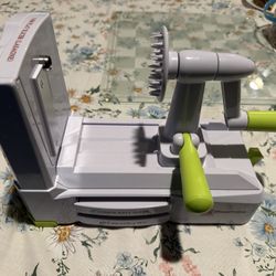 10-Blade Vegetable Spiralizer