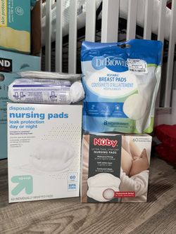 Nursing pads And Storage Bags