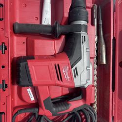 Milwaukee 1-9/16" SDS Max Rotary Hammer