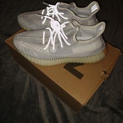 Yeezy Boost 350 v2 Yeshaya