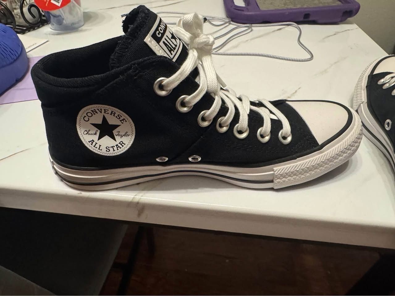 Converse Mid tops 7.5