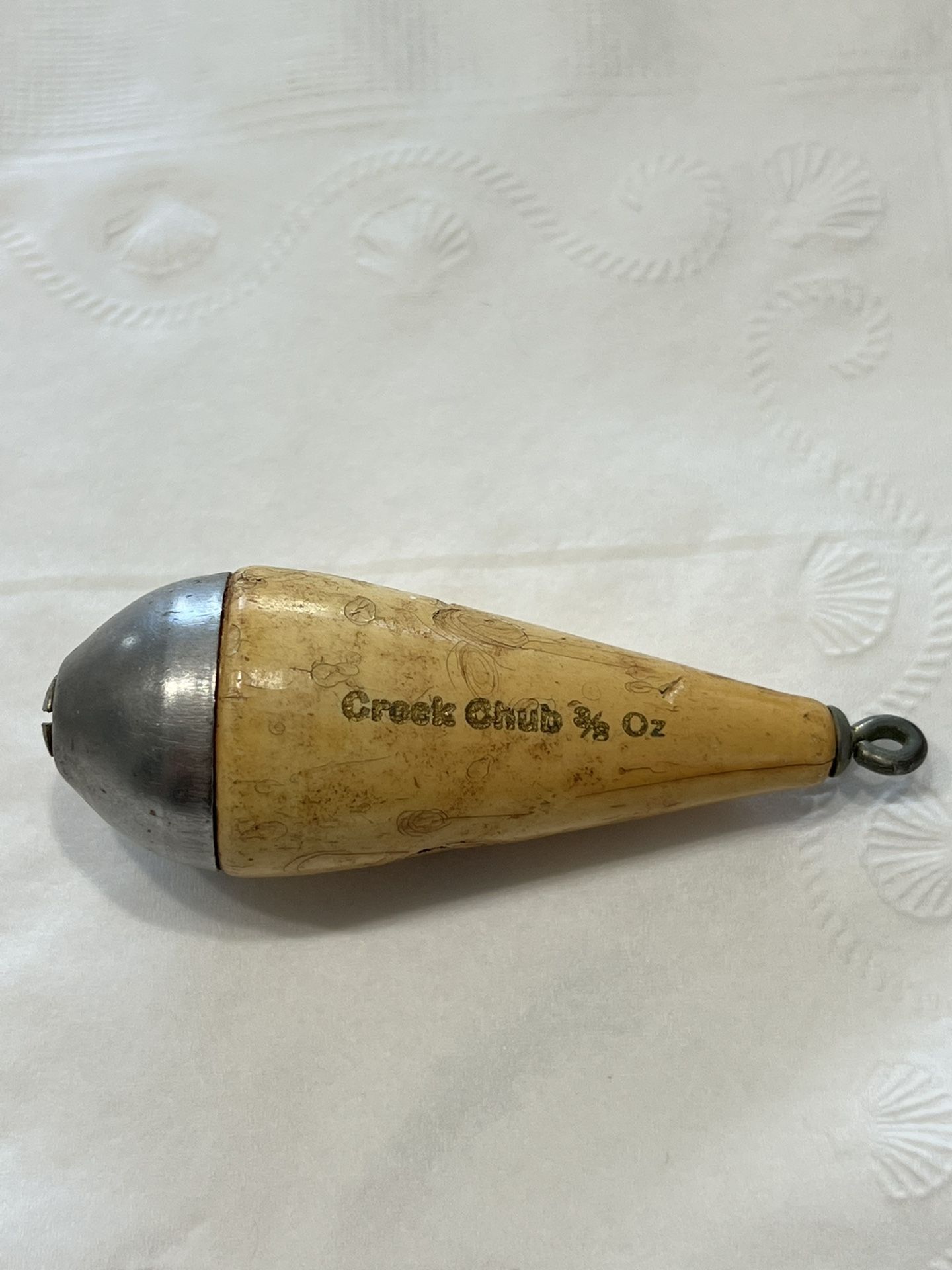 Vintage Creek Chub Bait Co. casting weight