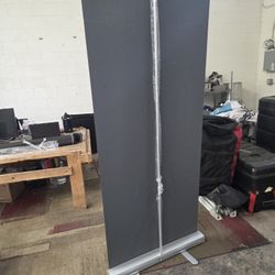 Retractable Rectangular Display Stand