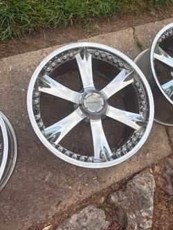 Chrome 6-Spoke Custom Wheels Set