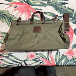 Brand New- Line of Trade Olive Green Canvas & Leather Weekender Bag 