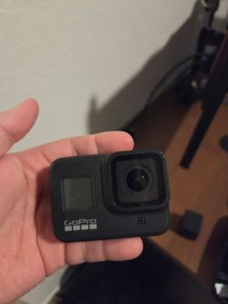 GoPro Hero 8 w/ Kit