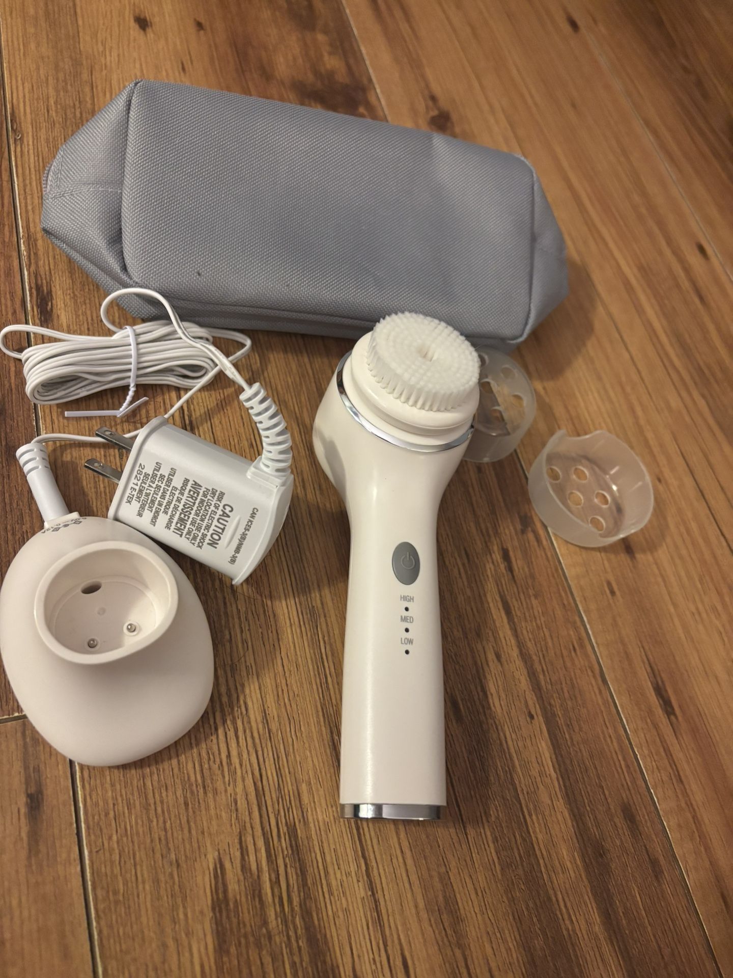 Conair True Glow Sonic Facial Brush Kit