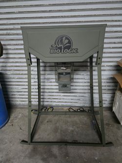 Bio-Logic Mossyoak 200lb feeder
