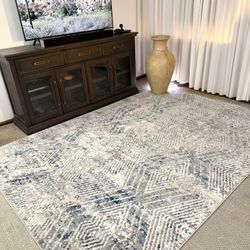 Brio Emilio Blue Area Rug   7 x 9