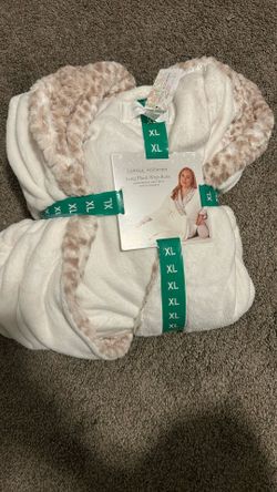 Xl Long Plush Robe Woman’s