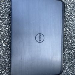 Dell Laptop Windows 10 Pro  500 Gig Hard Drive