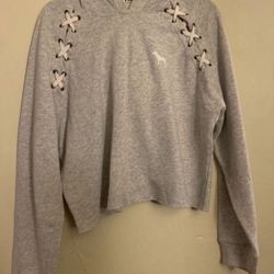Victoria's Secret Crop Sweater Size Medium Relaxed Fit 