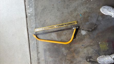 BOW SAW WITH EXTRA BLADE