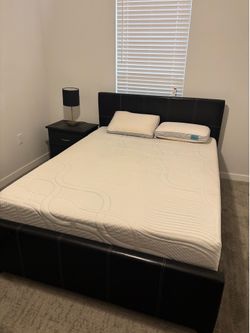 Bedroom set queen