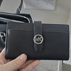 Michael Kors NEVER USED Wallet