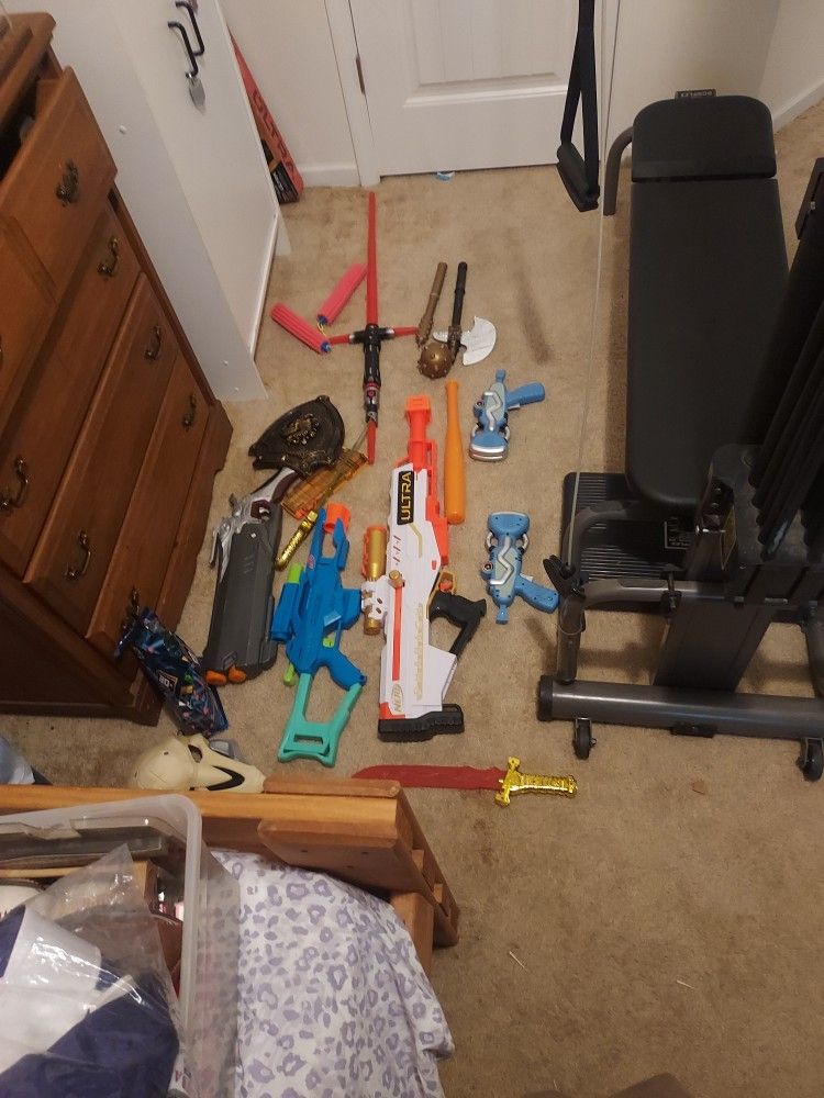 Kids Toys, Nerf Guns, Lightsabers, Swords, Etc