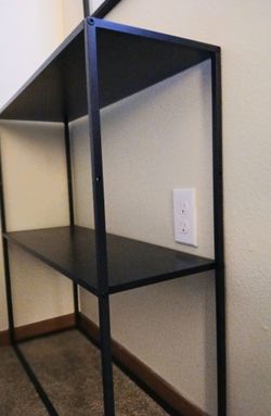 Entry/Console table