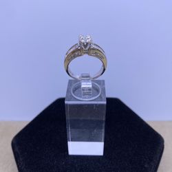 14k Engagement ring 