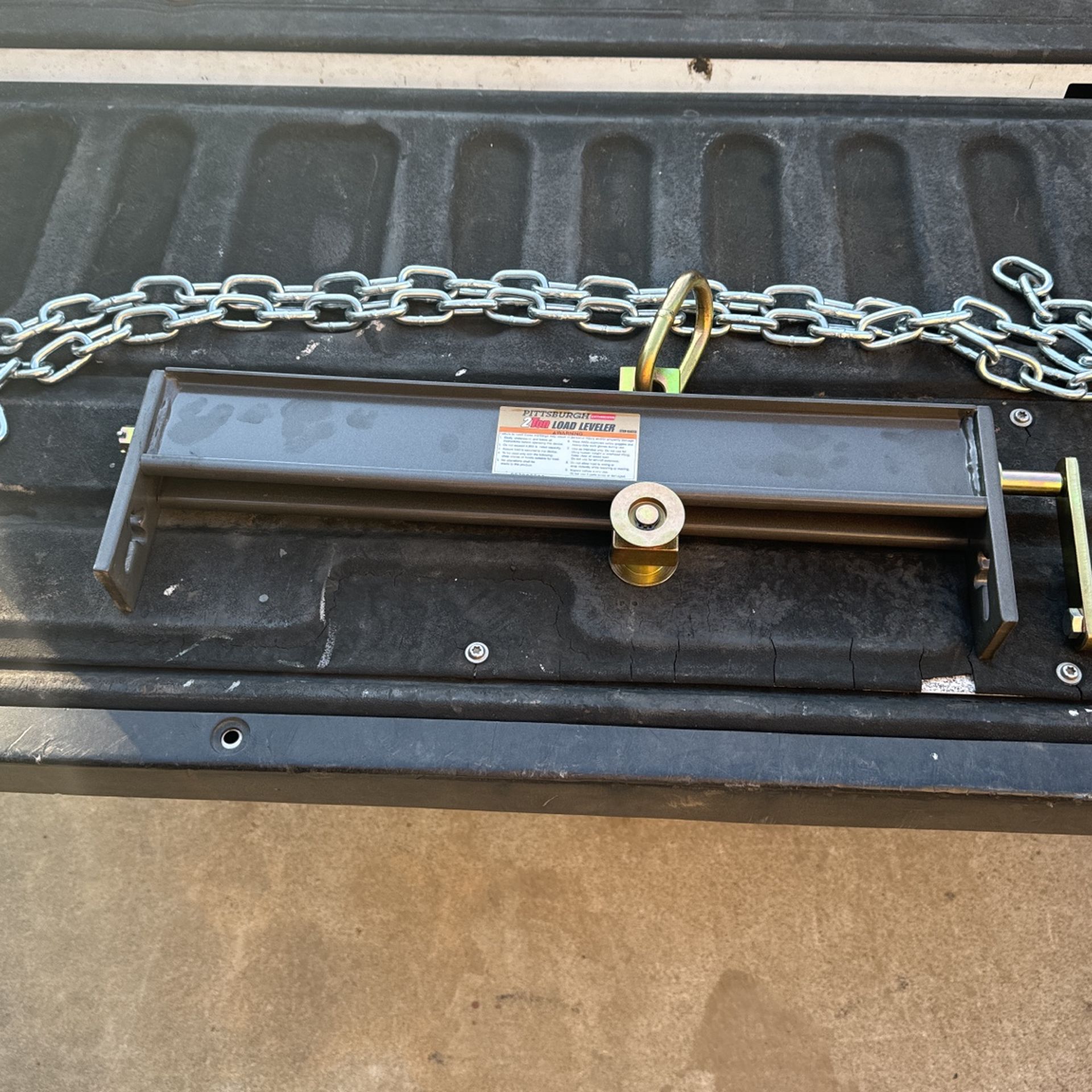 Allstar Performance Engine Load Leveler - Heavy-Duty Steel Plate With Two 42" Chains, GM LT Series Compatible