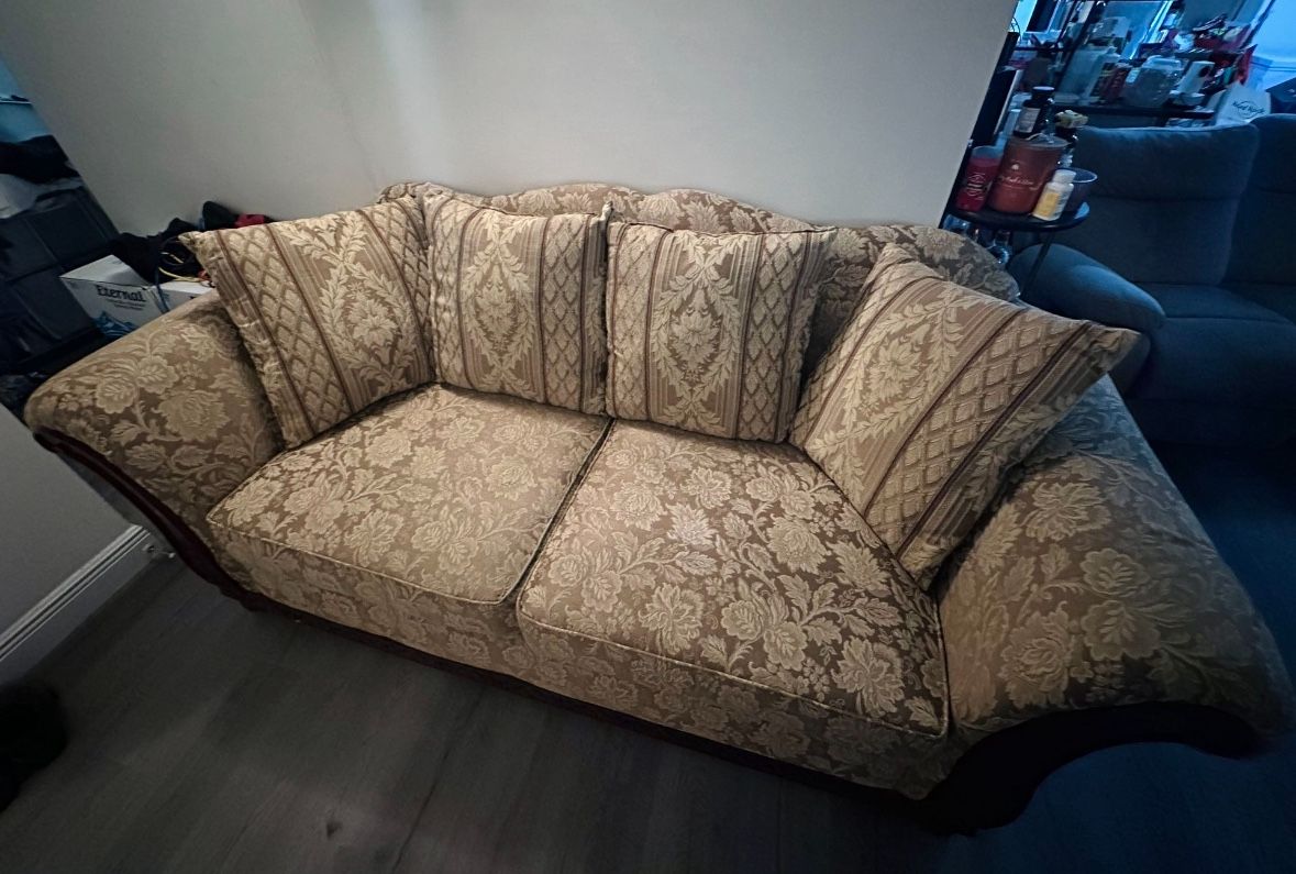 Vintage Sofa/Couch