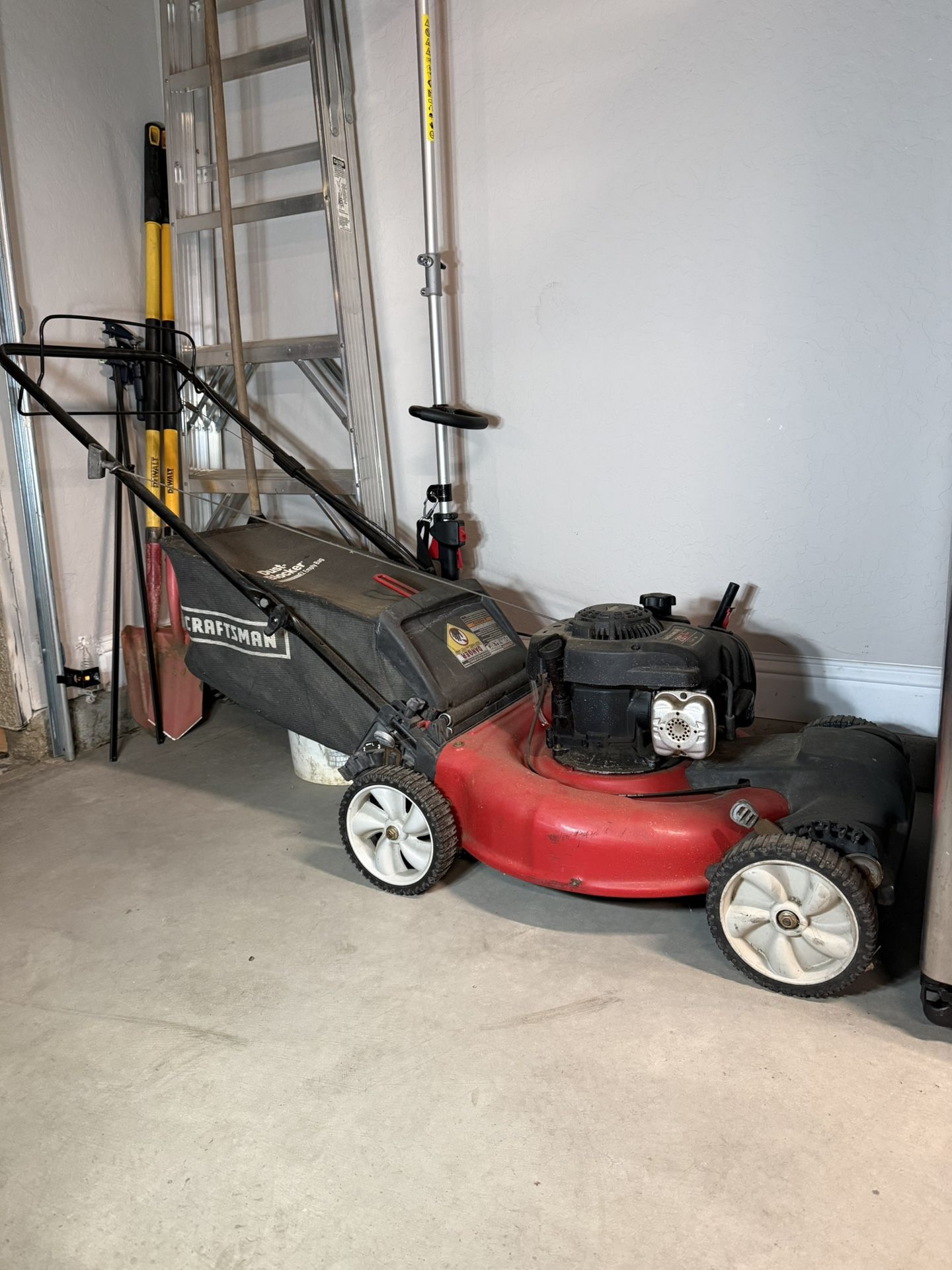 Self Propelled Lawn Mower Gas Operated