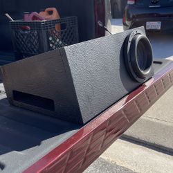 Nvx Vcw8 D2 8”subwoofer And Box 