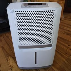 Dehumidifier 50 Pints / Day