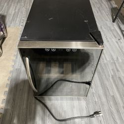 Thermoelectric Wine Cooler
