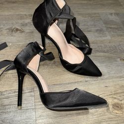 Black Lace-up Heels