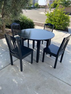 Round Dining Table Set