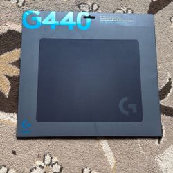Logitech G440 Hard Gaming Mouse Pad
