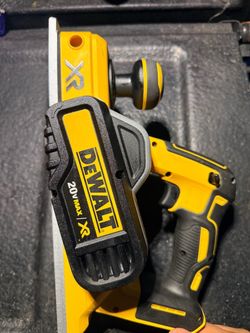 DEWALT 20V MAX XR Cordless Brushless 3- 1/4 in. Planer (Tool Only)