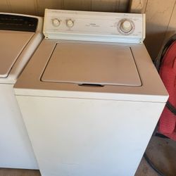 Washer Whirlpool Heavy Duty Whit Warranty $250