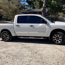 2011 Nissan Titan