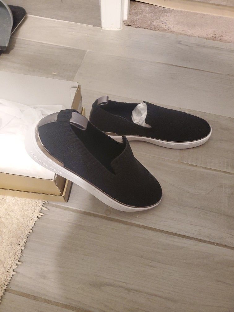 Michael Kors Shoes Size 8